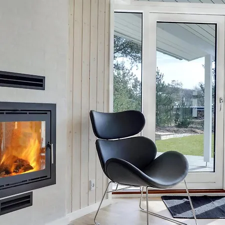 Dior - 1-4km From The Sea By Interhome