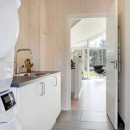 Ferienhaus Dior - 1-4km From The Sea By Interhome