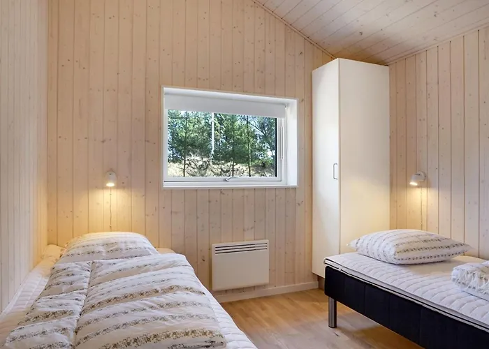 Dior - 1-4km From The Sea By Interhome